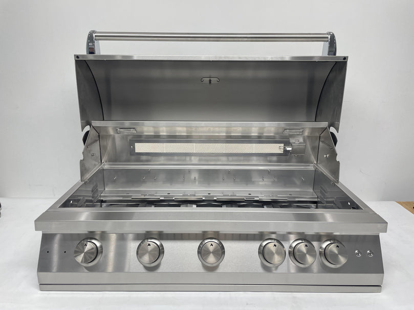 5 Burner Premium Gas Grill with Rear Burner and Built-in Lighting System