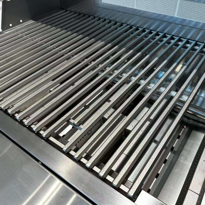 Professional 42-Inch 4 Burner Built-In Gas Grill With Rear Infrared Burner
